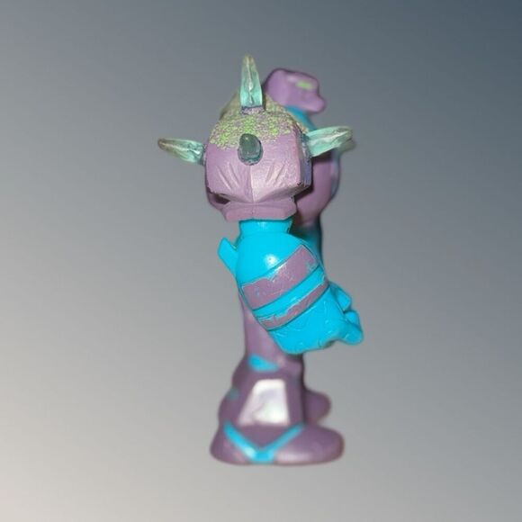 Articulating Playmates Ben 10 Shock Rock DNA Energy Alien Action Figure 5” B21 - Picture 5 of 7